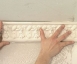 Монтаж лепнины из полиуретана и гипса по периметру потолка (более 50мм)